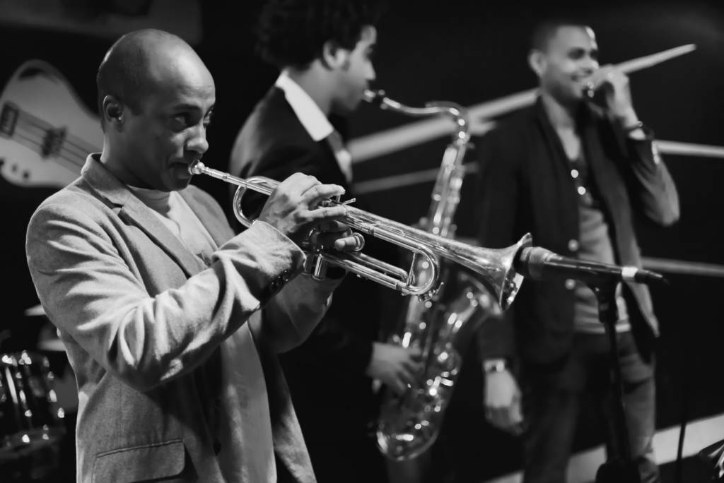Several Jazz musicians playing together.