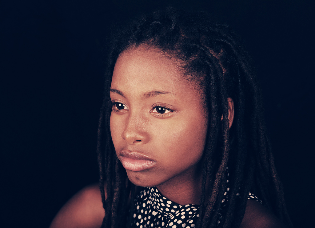A picture of a woman looking to the left