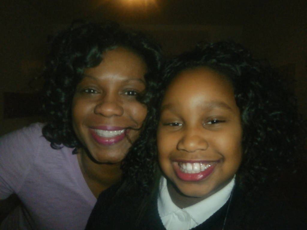 Photo of Renee and her daughter