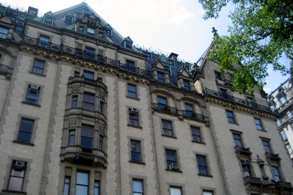 A photo of an apartment building.