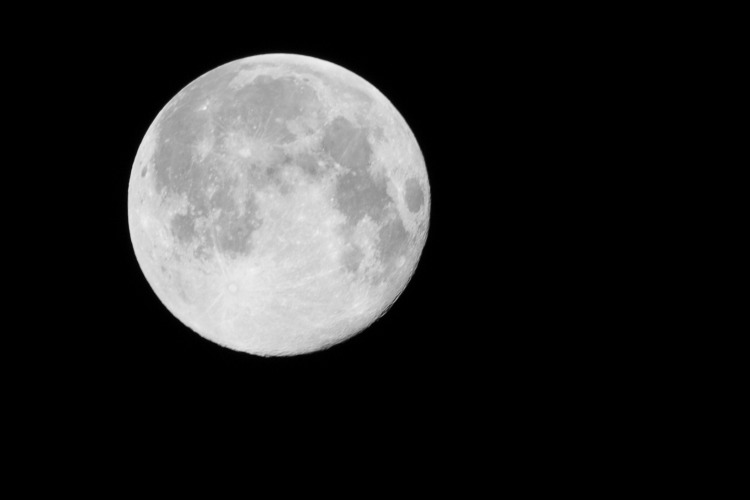 Photo of a full moon.