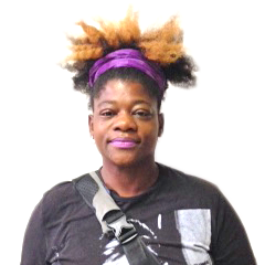 Portrait photo of Denise Hall
