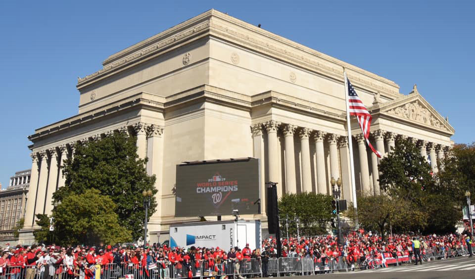 Thousands of people in front of the National Archives for the Nationals World Series Parade.