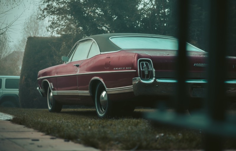Photo of a Galaxie Car.