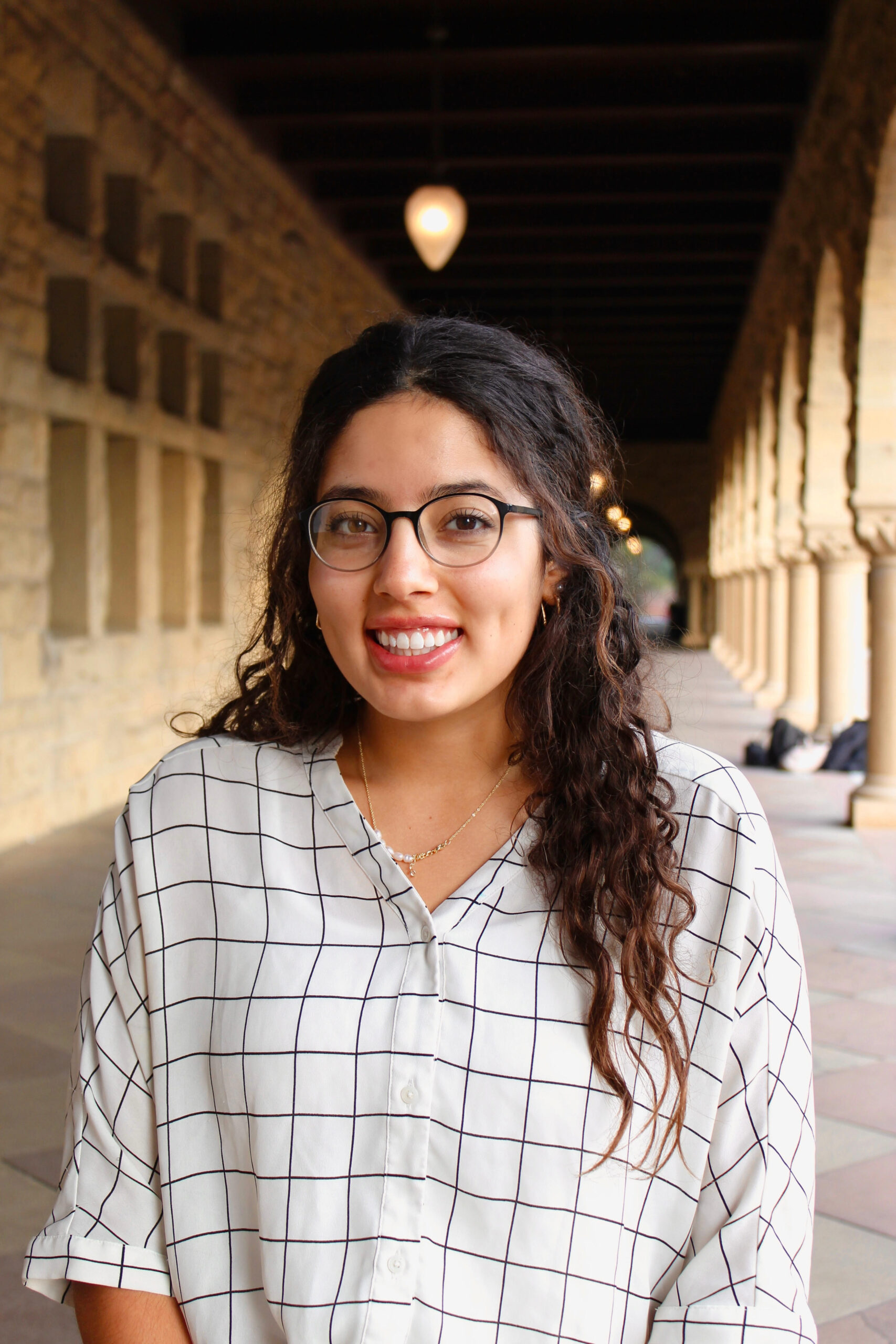 A headshot of Gabriela Ferreira Reitz.