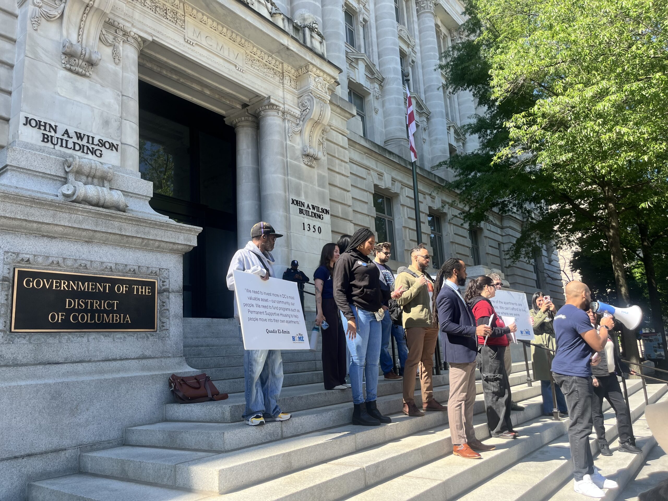 In first budget vote, D.C. Council finds funding to maintain housing vouchers